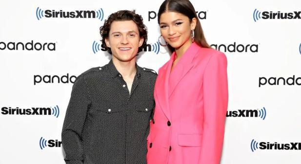 Sűrű napoknak néz elébe Zendaya és Tom Holland - elkezdték promózni Az Odüsszeiát is