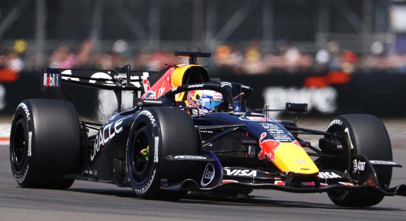 Verstappen: Momentán gondolni sem akarok a Forma-1-re!