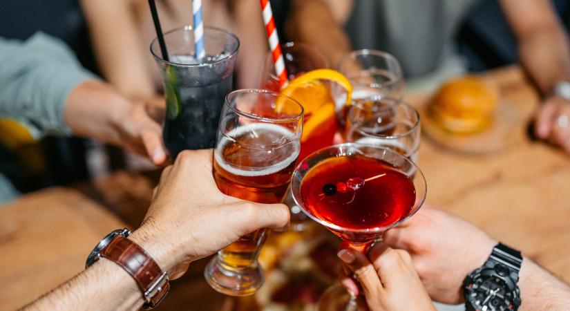 Rosszullét egyetlen pohár italtól: mi okozza? – Nem biztos, hogy az alkohol a hibás