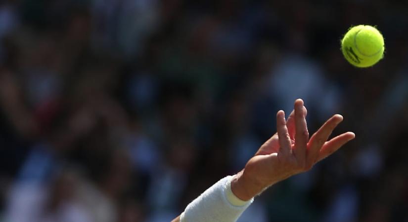 Ütődobálásért kizárták a wimbledoni teniszbajnokság junior versenyéből a német Ida Wobkert
