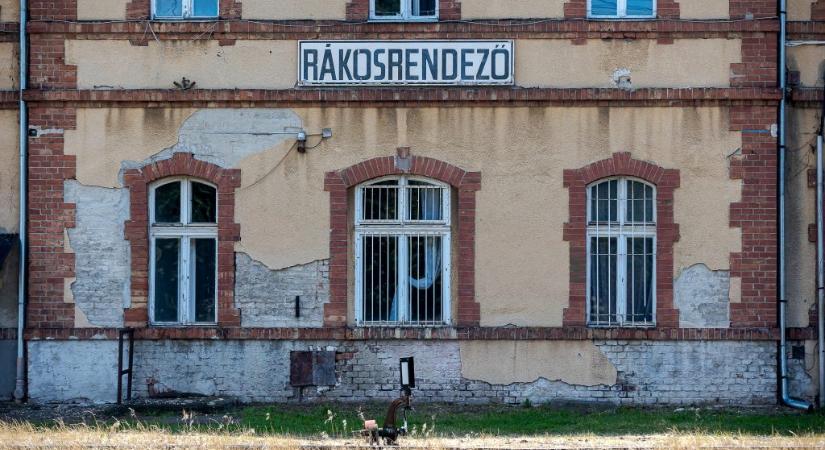 Félnek a lakásfoglalóktól a rákosrendezői MÁV-lakások környékén élők