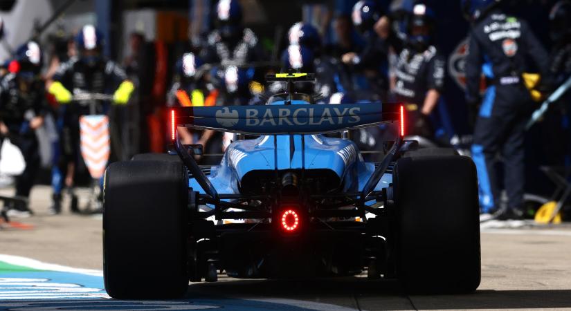Ilyen se volt még: büntetőkört osztottak ki az F1-ben
