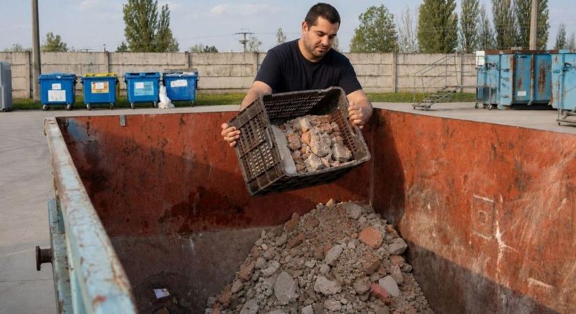 Lehet pénzt kérni az építési törmelék leadásáért, de ezt a környezetünk szenvedi majd meg