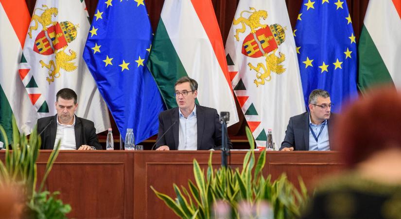 Szolidaritási adó: 175 milliárd forint plusz kamatok a tét, Orbán Viktor bukott kormánya helyett Magyar Péteré fizethet Budapestnek