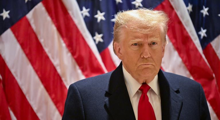 Donald Trump tovább húzza az időt a szexuális bántalmazás miatti bírság kifizetése ügyében