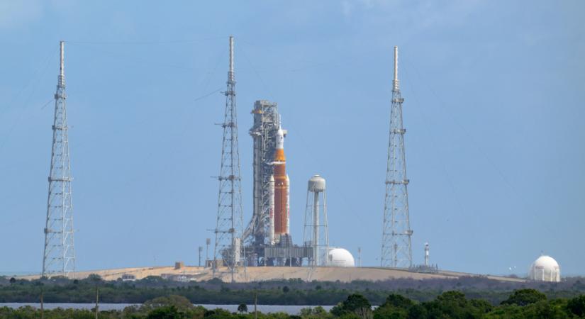NASA-igazgató: az USA versenyt fut Kínával a Holdra szállásban
