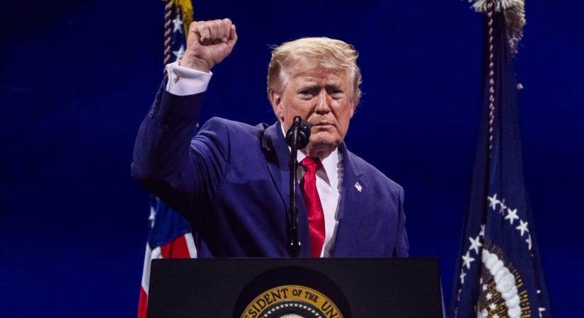 Trump ünnepi beszédében a kommunista veszélyről szónokolt