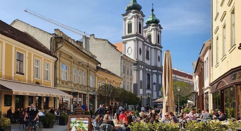 Váratlan döntések és sokkoló hírek a megyéből