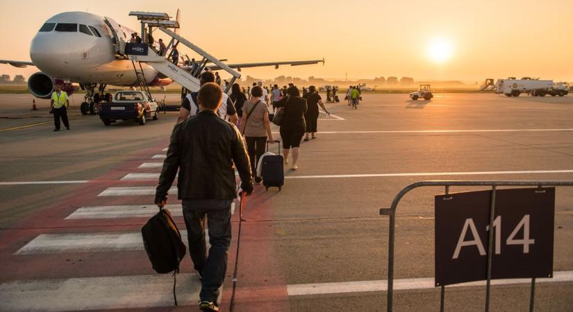 Megvan a megállapodás: eladják a magyarok egyik kedvenc fapados légitársaságát, ők lehetnek az új tulajdonosok – csillagászati összeget fizethetnek érte