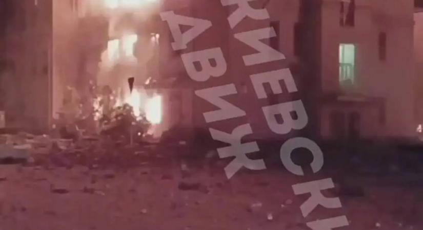 Tömeges orosz támadás Kijev ellen, lángokban áll az ukrán főváros