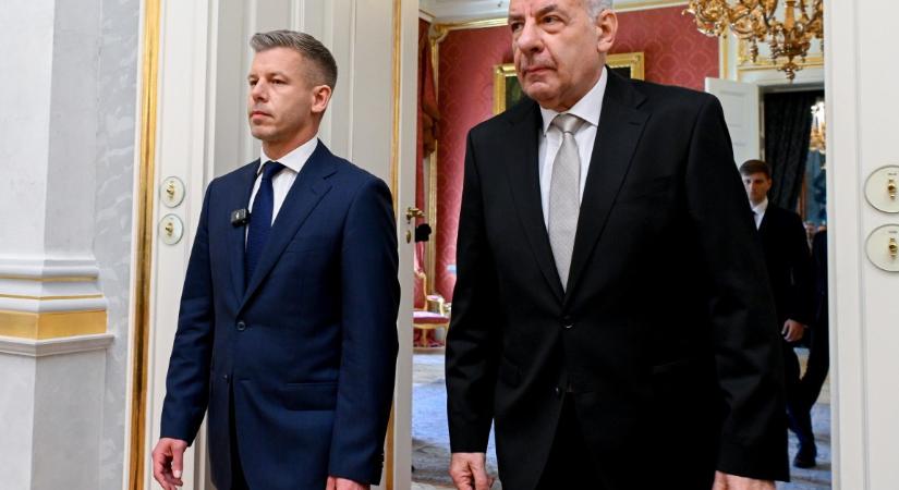 A Sulyok emozdítását célzó alkotmánymódosítás mutatja meg, el tudja-e kerülni Magyar a korábbi hatalokoncentrációt