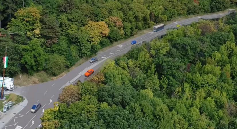 Vitézy az új éjszakai járaton beszélt arról, hogy buszsávot terveznek a Budakeszi útra