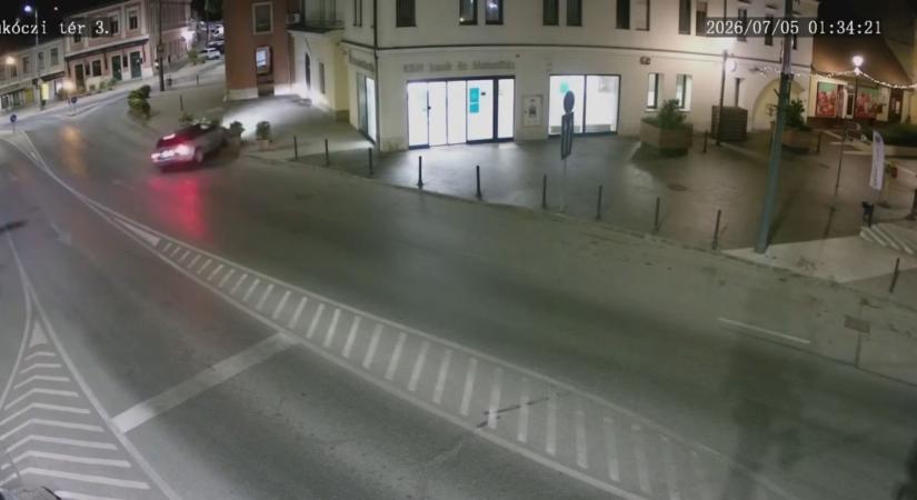 Letarolta a virágágyásokat a felelőtlen autós Esztergomban