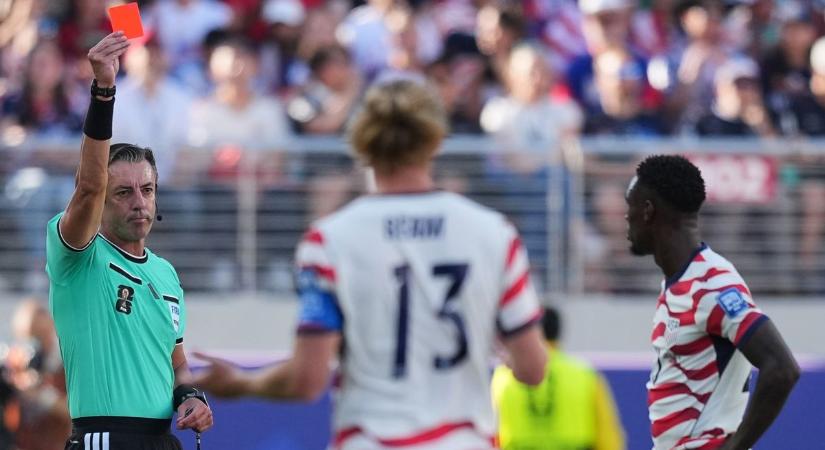 Forrong a futballvilág: Trump intézhette el a FIFA-nál az egyik legjobb amerikai játékos eltiltásának felfüggesztését