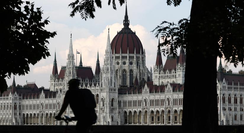 Devizakötvényt bocsát ki Magyarország, ez az első a Tisza-kormány alatt