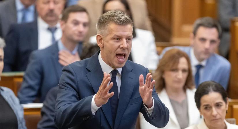 Sietősen letudná a Tisza az újabb alaptörvény-módosítást