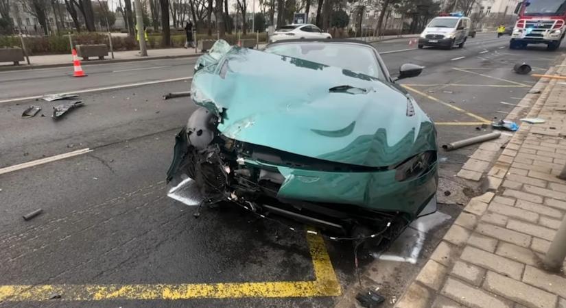 A győri Aston Martinos gázoló vitatja a sebességét, tárgyalás lesz az ügyében