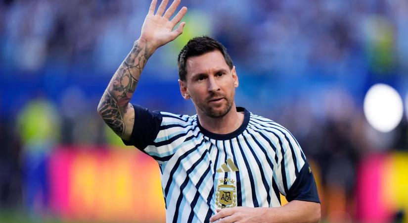 Lionel Messit összehozták egy riporternővel, a felesége sem hagyta szó nélkül