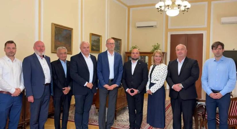 Tarr Zoltánnal tárgyalt a Kárpátaljai Református Egyházkerület vezetősége Budapesten