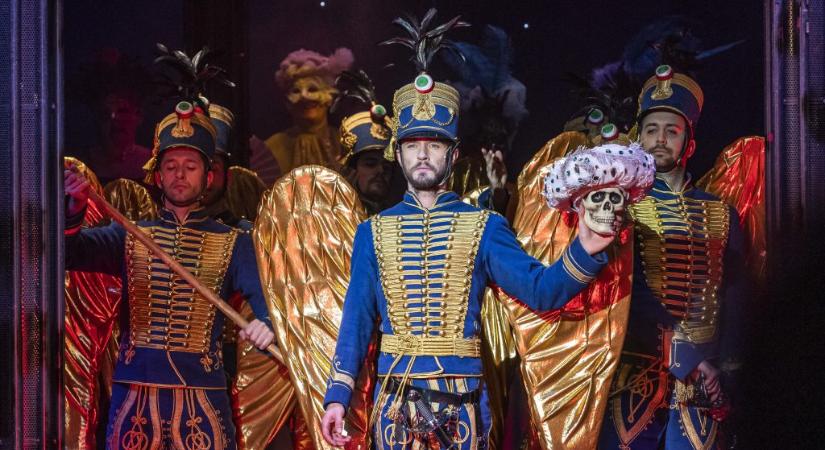 Októbertől távozhat az Operettszínház korábban kirúgott, majd visszavett színésze, Sándor Péter