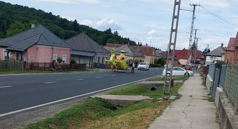 Mentőhelikopter szállt le egy Nagykanizsa melletti falu központjában – részletes információk a cikkben (videó)