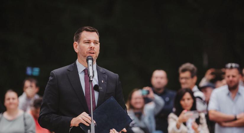 Pénteken jöhet jó hír a Magyar-kormány számára