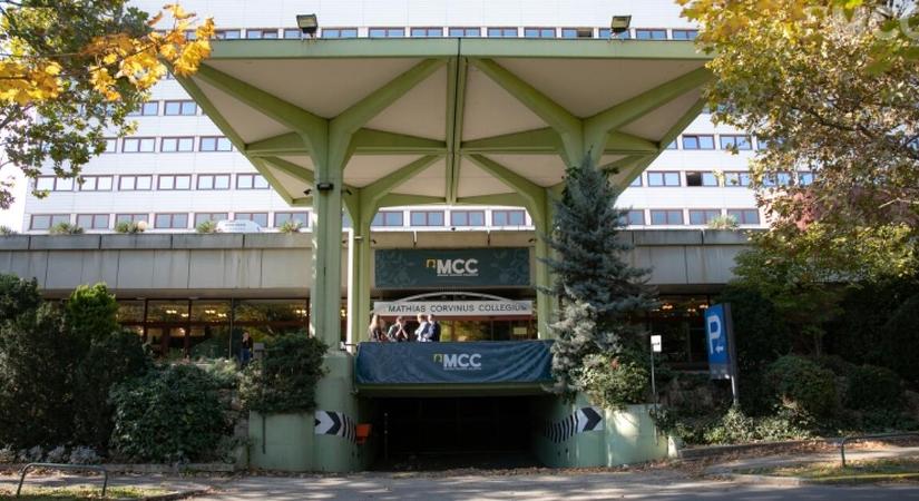 Ruff Bálint döntött: ekkor szűnik meg az MCC Alapítvány