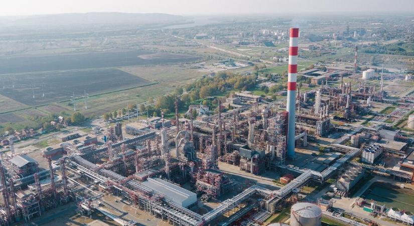 Tovább egyezkedhet a Mol a szerbiai olajfinomítóról