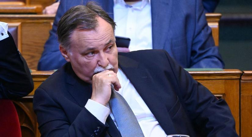 Beismerte a miniszter: helyenként az ivóvíz 60 százaléka elszivárog – 50 milliárdos program indul