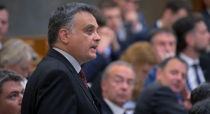 Latorcai Csaba bízik abban, hogy ittas volt az óvodai bálon vádalkut ajánló képviselő