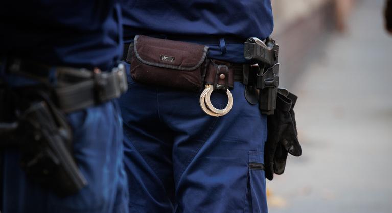 Emberkereskedőkre csaptak le egy nemzetközi akcióban, Magyarországon 15 embert fogtak el