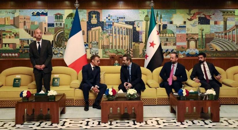 Macron váratlanul Szíriába utazott