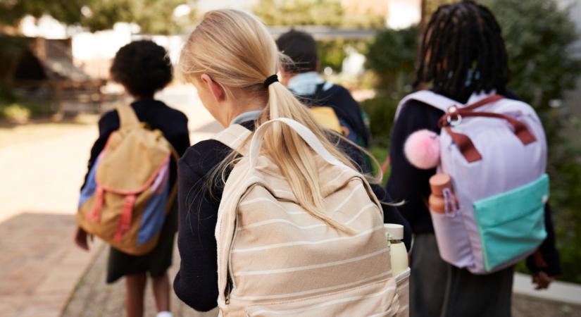 Megszólalt Pilis polgármestere a 100 ezer forintos iskolakezdési támogatásról: egy fontos feltételt szabna hozzá