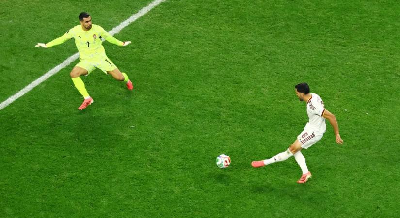 Ronaldo búcsúzik a vb-től, Spanyolország kiejtette Portugáliát