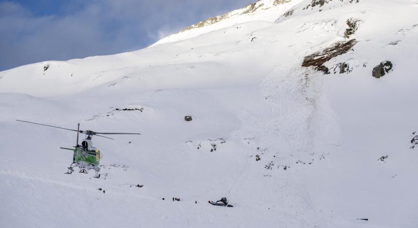 Hárman életüket vesztették egy lavina miatt a szlovén Alpokban