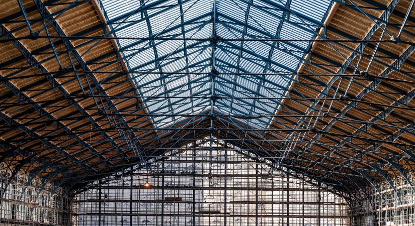 Befejezték a tetőszerkezet építését a Nyugati pályaudvar csarnokánál - képek