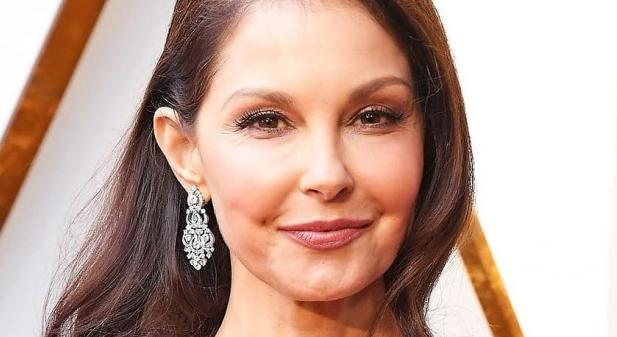 Ashley Judd akkorát esett, hogy majdnem elveszítette egyik lábát