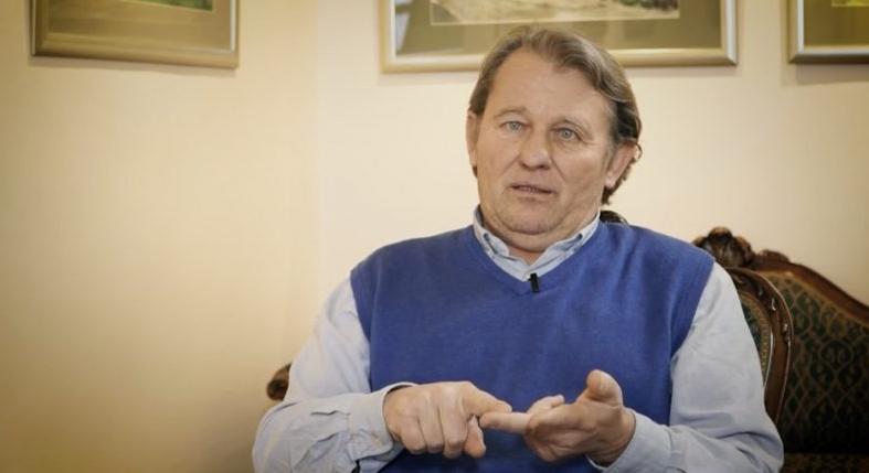 Szarvas József az SZFE-ről: “Ha bármikor hívtak volna tanítani, mentem volna”