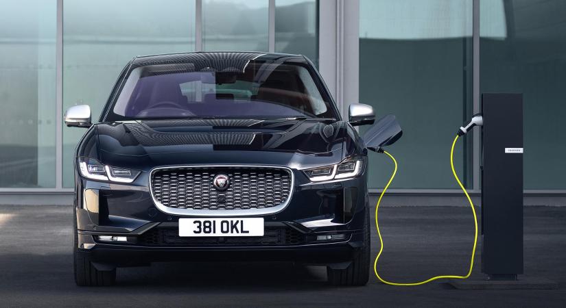 2025-től már csak elektromos autókat kínál a Jaguar
