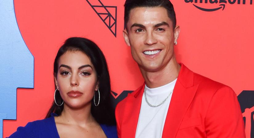 Cristiano Ronaldo párja smink nélkül: ekkora a különbség, ha Georgina nincs kifestve