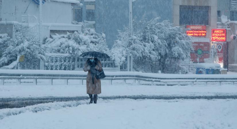 Képeken a hatalmas görögországi havazás