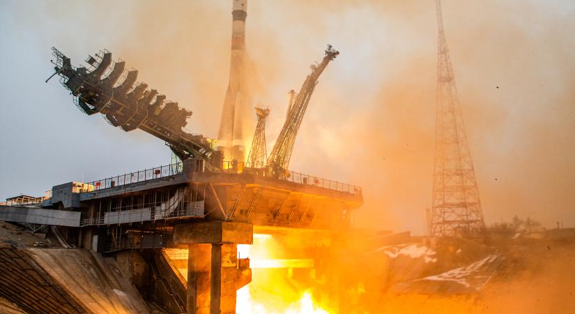A sérült antenna miatt kézi vezérléssel kellett csatlakoztatni az orosz teherűrhajót a Nemzetközi Űrállomáshoz
