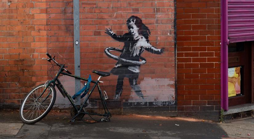 Nehéz elvinni egy Banksy-falfestményt, de falbontással megoldották