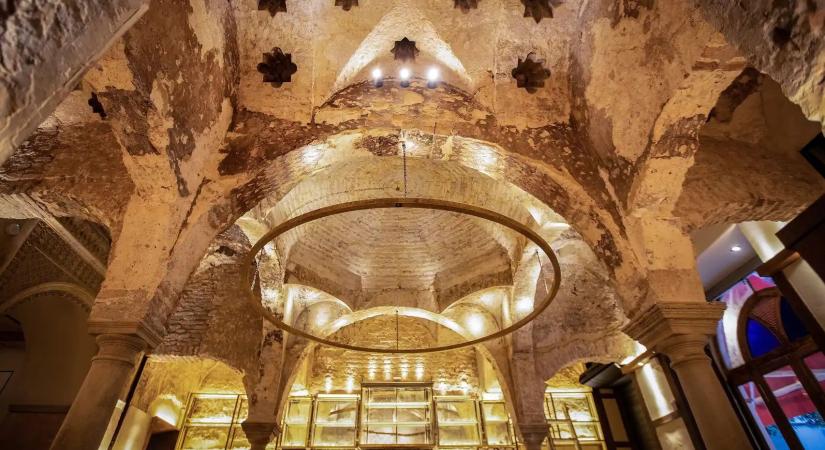 Egy 12. századi közfürdőt rejtettek egy spanyolországi bár falai