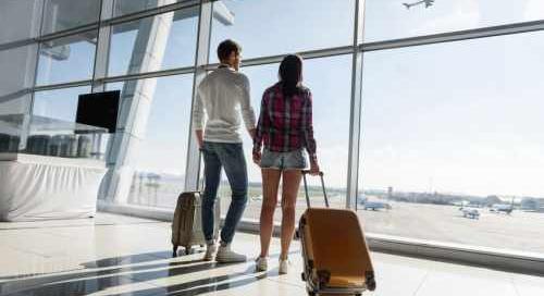 Rossz hír az utazni vágyóknak: Szlávik János szerint még korai elővenni a bőröndöket