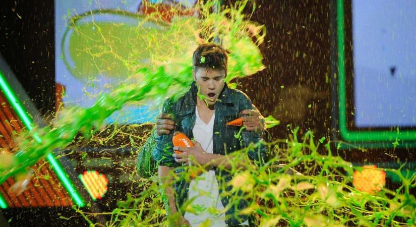 Justin Bieber lesz a tinigála egyik sztárfellépője