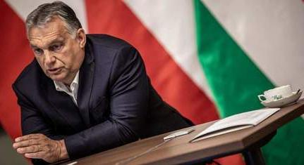 Végre Orbán is kitölti a nemzeti konzultáció kérdőívét