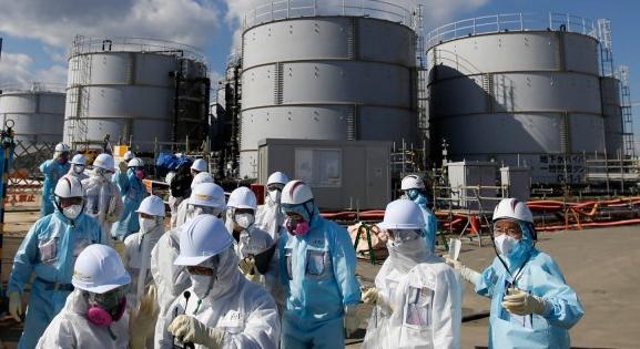Csökkent a hűtővízszint a fukusimai atomerőmű két reaktorában a szombati földrengés óta