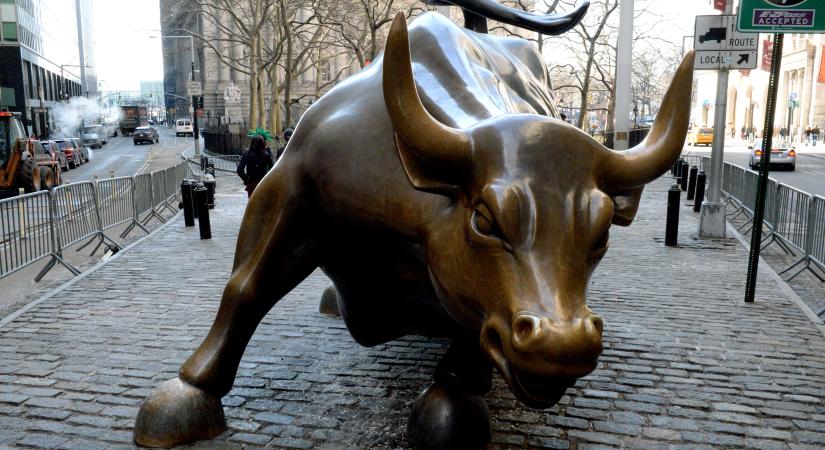 Meghalt a Wall Street-i Támadó bika szobor alkotója