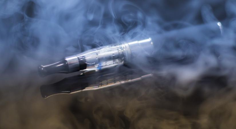 Az e-cigaretta veszélyezteti a termékenységet is
